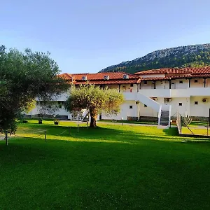 The Port , Πόρτο Κουφό Ελλάδα
